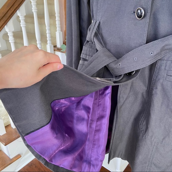Banana Republic Trench Coat - Picture 2 of 5